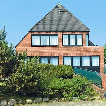 Apartment In *
